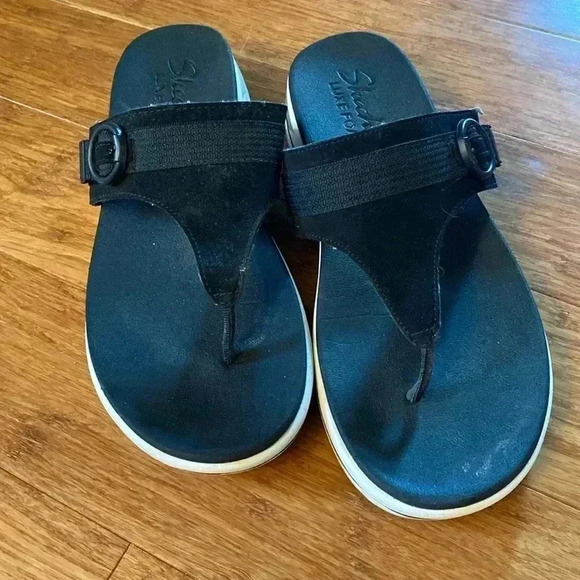 Skechers luxe foam women’s black thong sandal - size 9 - Picture 1 of 7